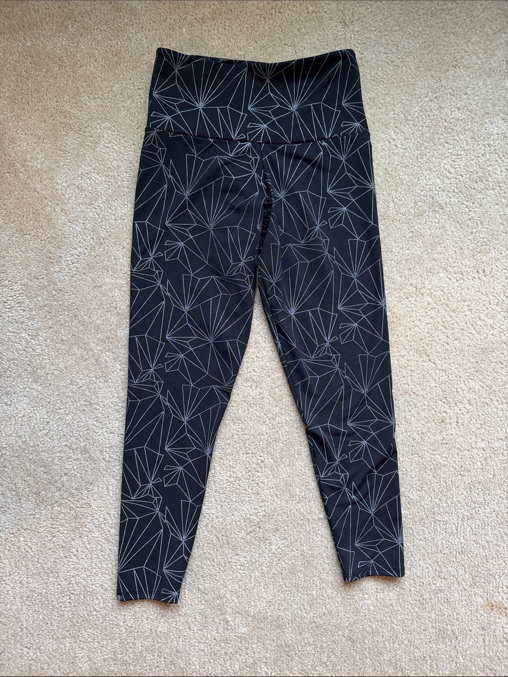 Onzie High-Waist Black Geometric Leggings - Reflective